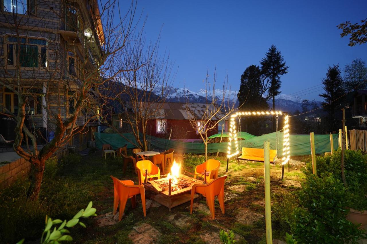 Woods Villa- A Luxury Mountains View Cottages 马拉里 外观 照片