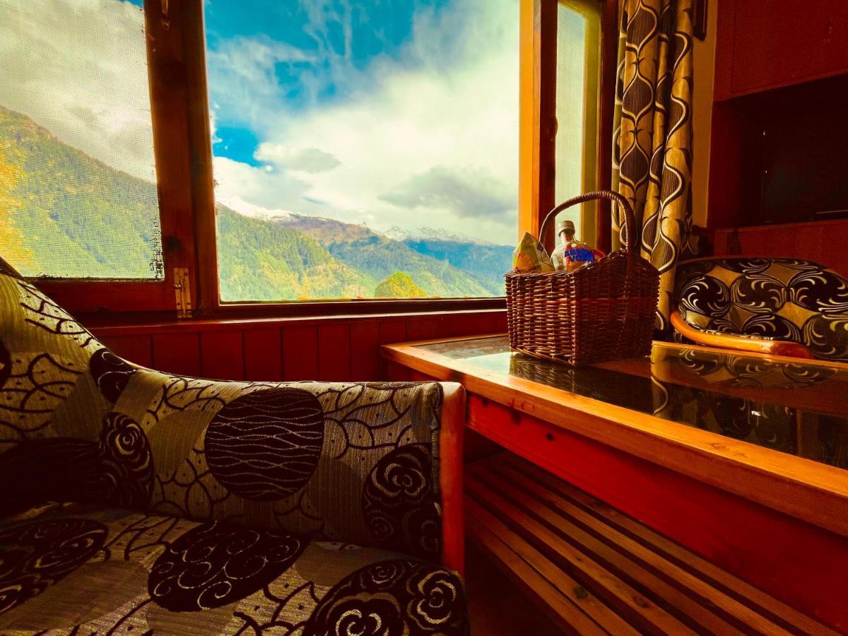 Woods Villa- A Luxury Mountains View Cottages 马拉里 外观 照片