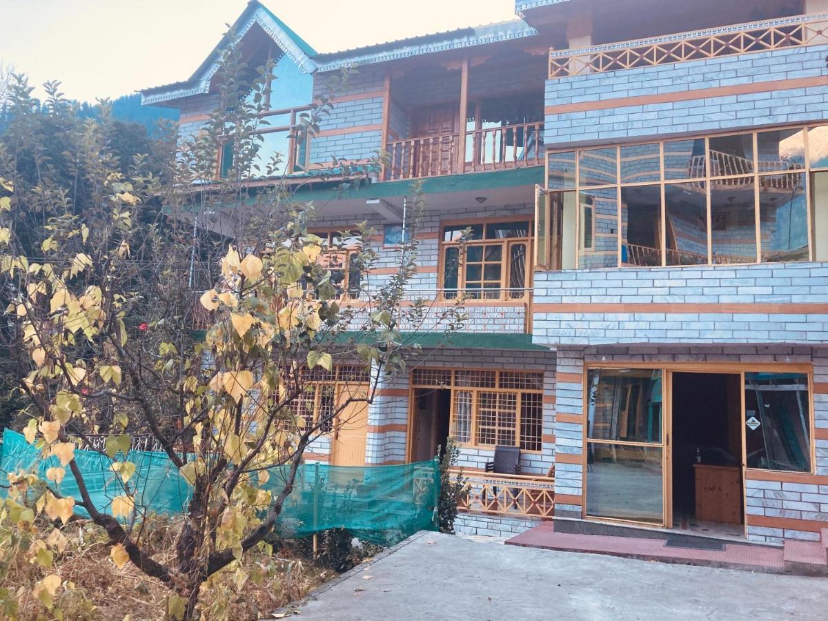 Woods Villa- A Luxury Mountains View Cottages 马拉里 外观 照片