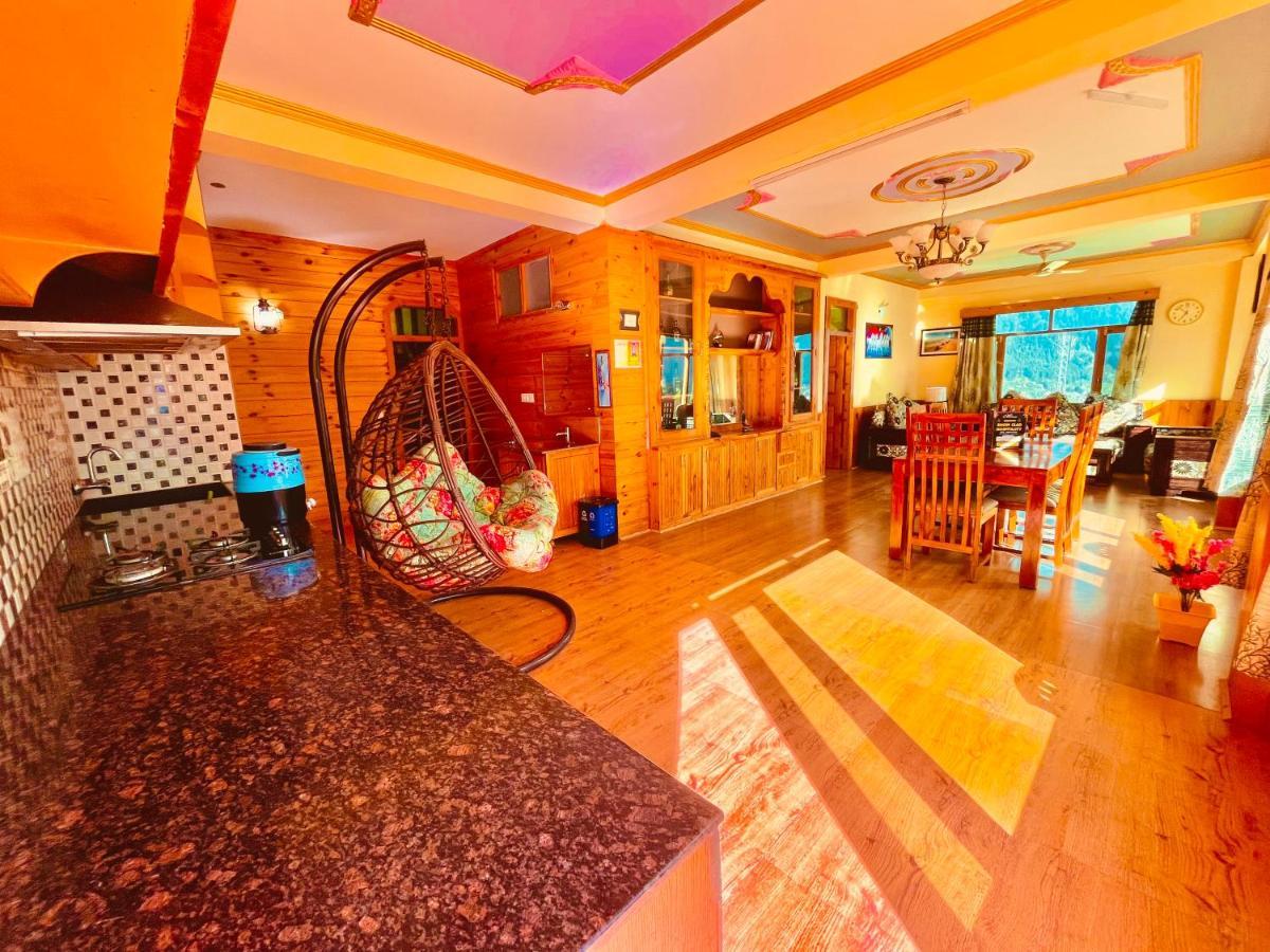Woods Villa- A Luxury Mountains View Cottages 马拉里 外观 照片